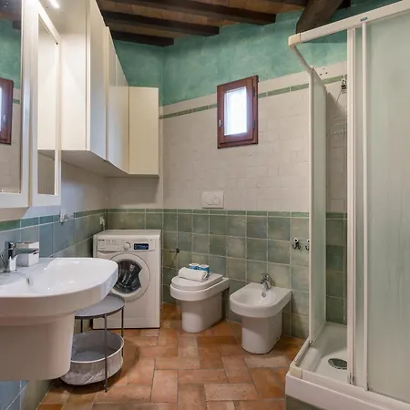 Vigna Nuova Third Floor Apartment